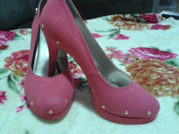 Salto Puramania Rosa LINDO!!! Tam: 38